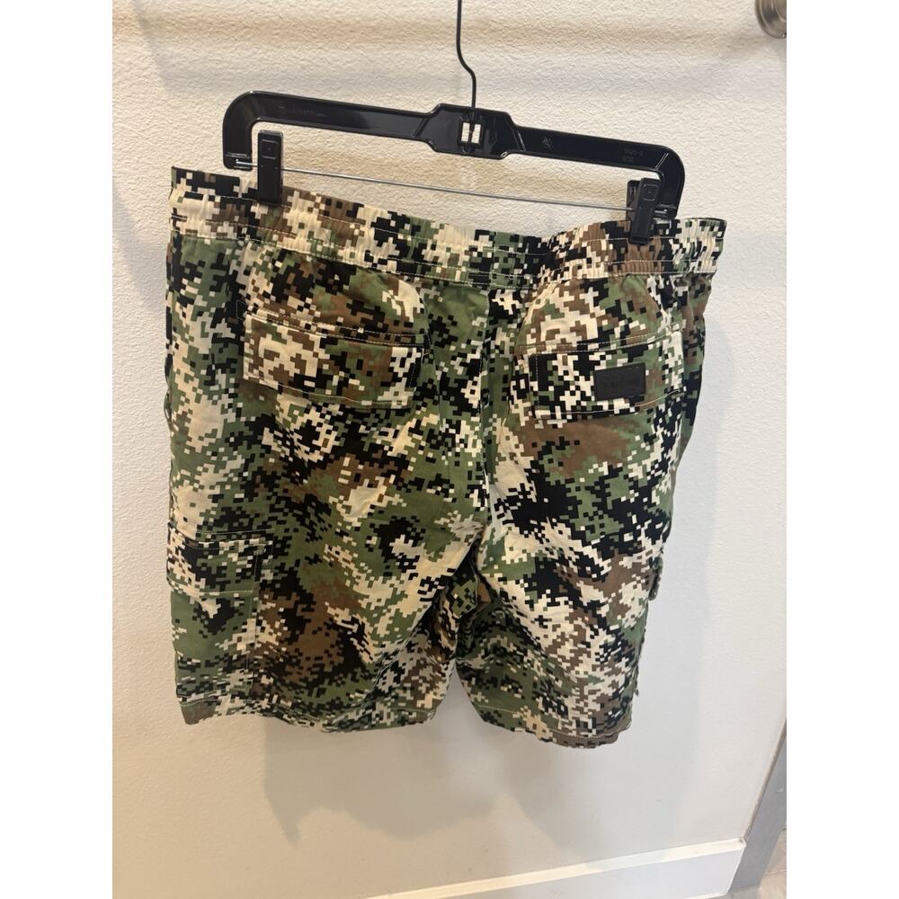 Dogg Supply Camo Short Sleeve Shirt/short– Digital Camo Button-Up Streetwear Set - Picture 6 of 7